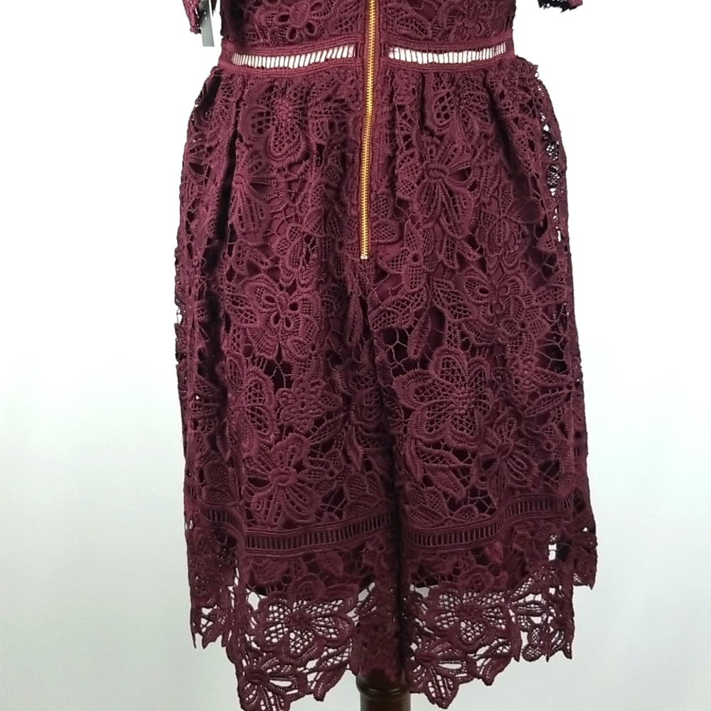 Romeo & Juliet Couture off the Shoulder Lace Dress NWT - Picture 11 of 15